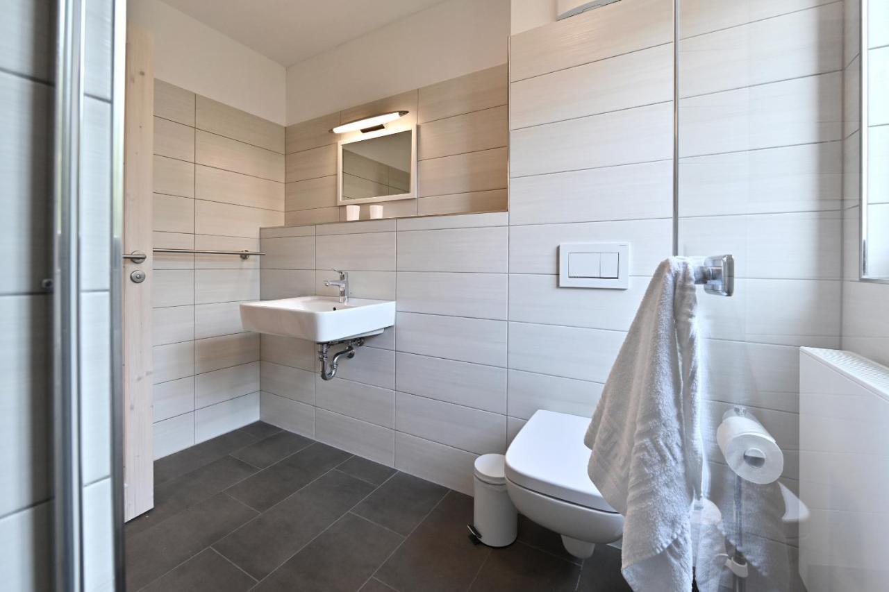 Villa Reetdachhaus "Treibholz" Wiek auf Rügen Esterno foto